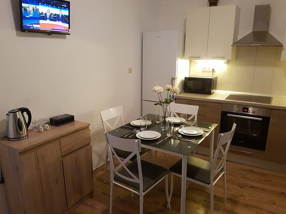 Adriatic Apartments โตรกีร์ ภายนอก รูปภาพ