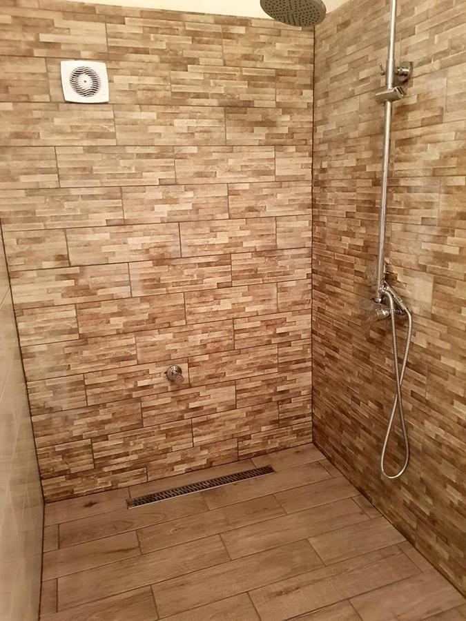 Adriatic Apartments โตรกีร์ ภายนอก รูปภาพ